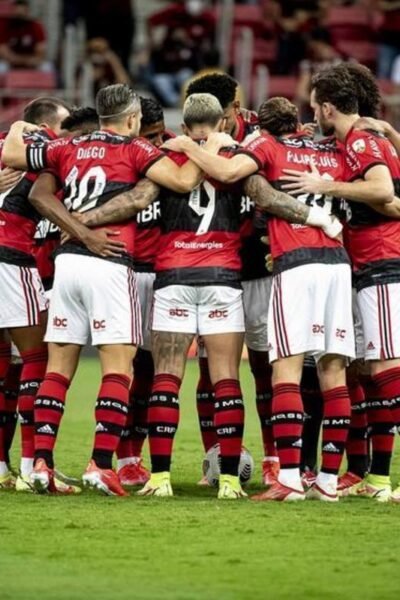 Paquetá está de volta ao Flamengo para reforçar meio-campo e busca boa fase